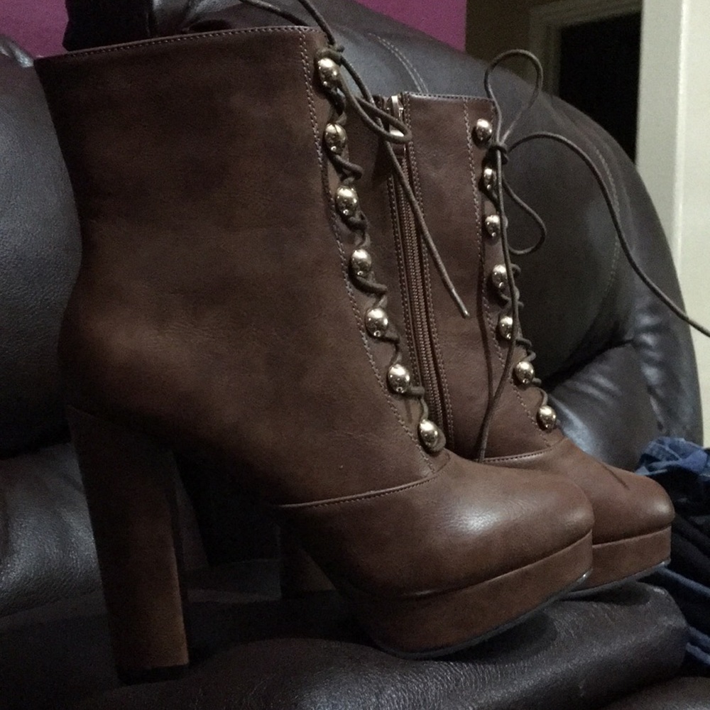 New - Picture 2 of 2